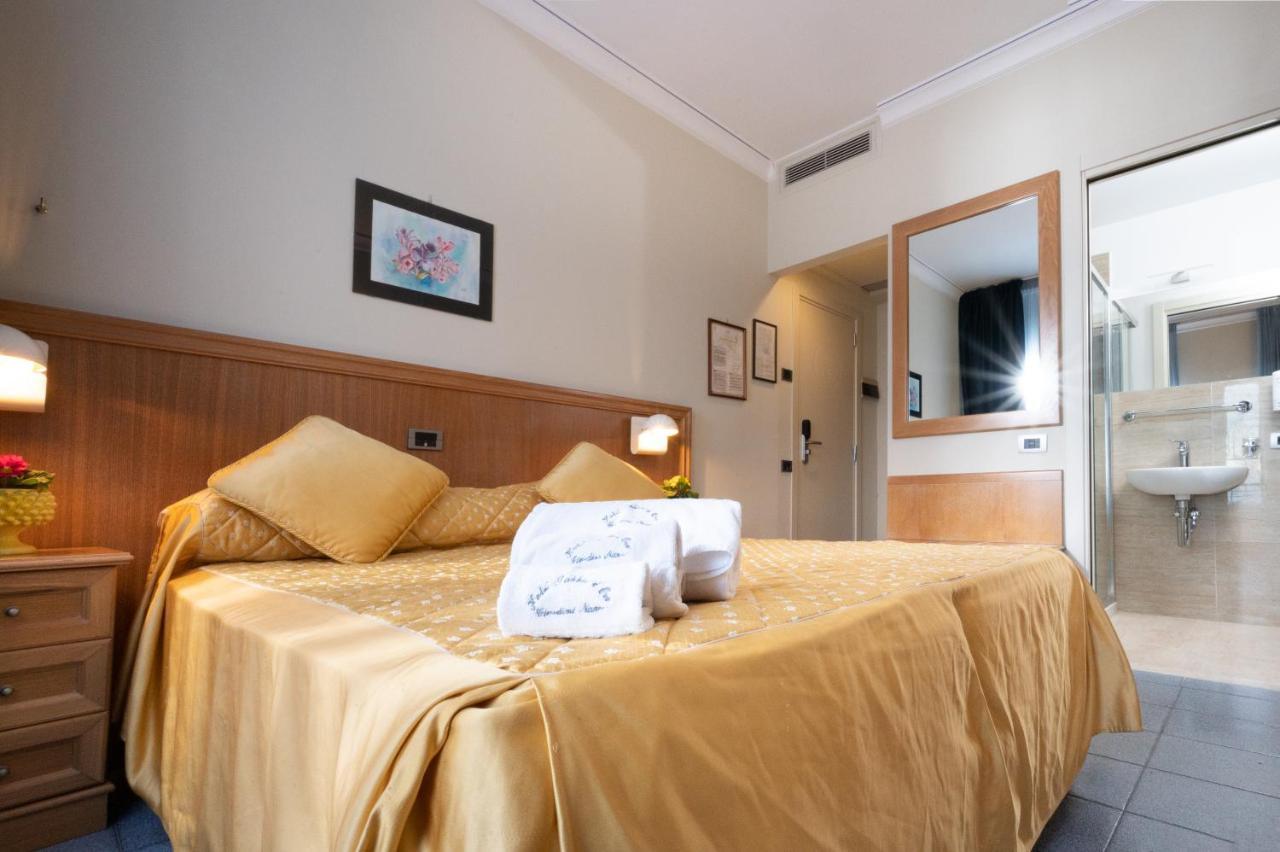 Hotel Sabbie D'Oro จีอาร์ดีนี นักซอส ภายนอก รูปภาพ