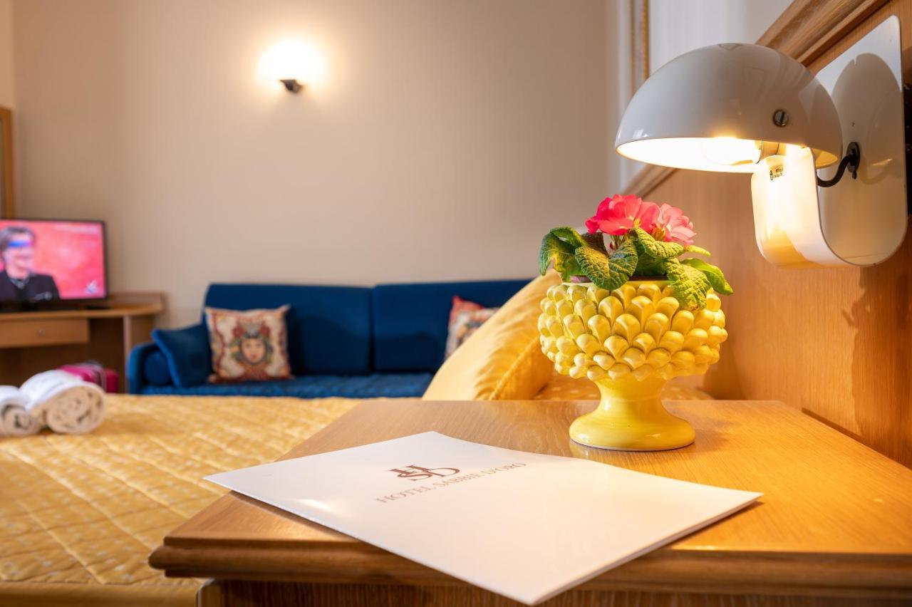 Hotel Sabbie D'Oro จีอาร์ดีนี นักซอส ภายนอก รูปภาพ