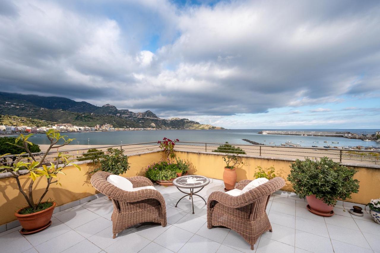 Hotel Sabbie D'Oro จีอาร์ดีนี นักซอส ภายนอก รูปภาพ