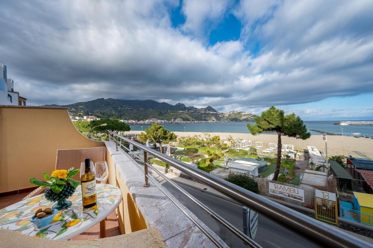 Hotel Sabbie D'Oro จีอาร์ดีนี นักซอส ภายนอก รูปภาพ