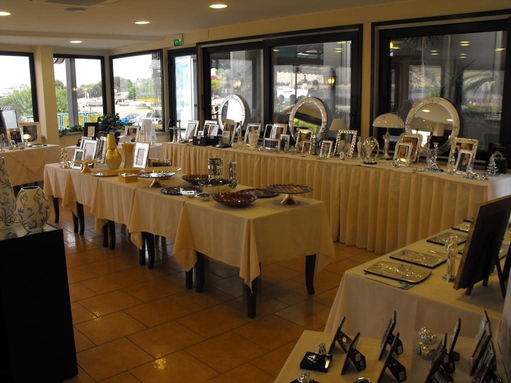Hotel Sabbie D'Oro จีอาร์ดีนี นักซอส ภายนอก รูปภาพ